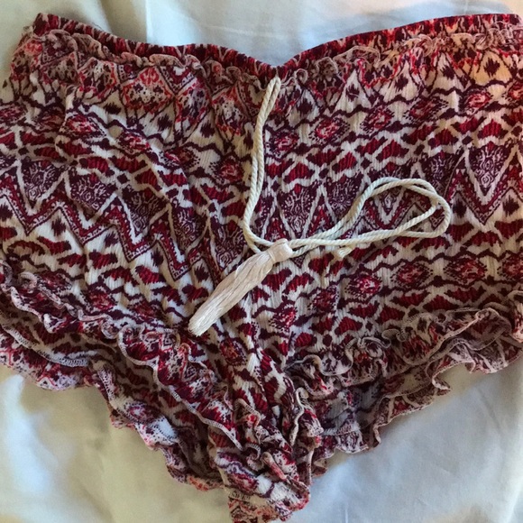 Sunday Stevens Tribal Shorts - Picture 1 of 2